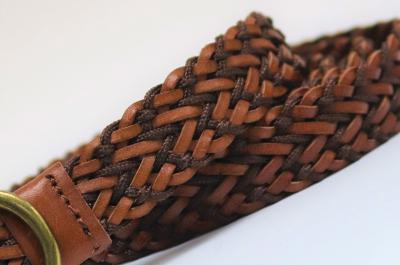 Ceinture en cuir tressé à la main