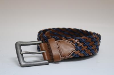 Ceinture en cuir tressé à la main