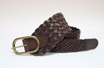 Ceinture en cuir tressé à la main
