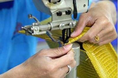 Ceinture en cuir estampé